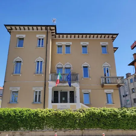 Montepiana Hotel